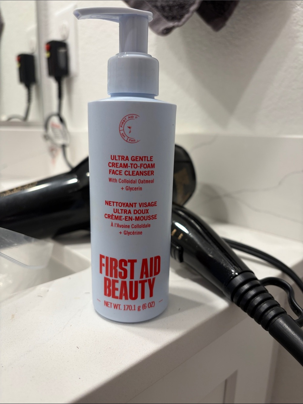 First Aid Beauty Ultra Gentle Cream-to-Foam Face Cleanser - Light Blue